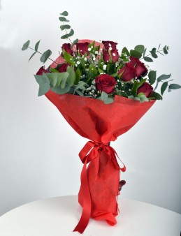 7 Kırmızı Gül Buketi